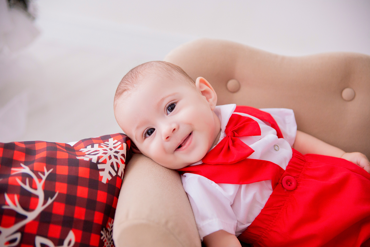 acompanhamento mensal de bebe caxias do sul figurino cenario tematico  personagem foto infantil serra gaucha fotografia familia mundo azul rosa ensaio fotografico crianca newborn baby menino menina smash the cake esmague o bolo banheira urso circo