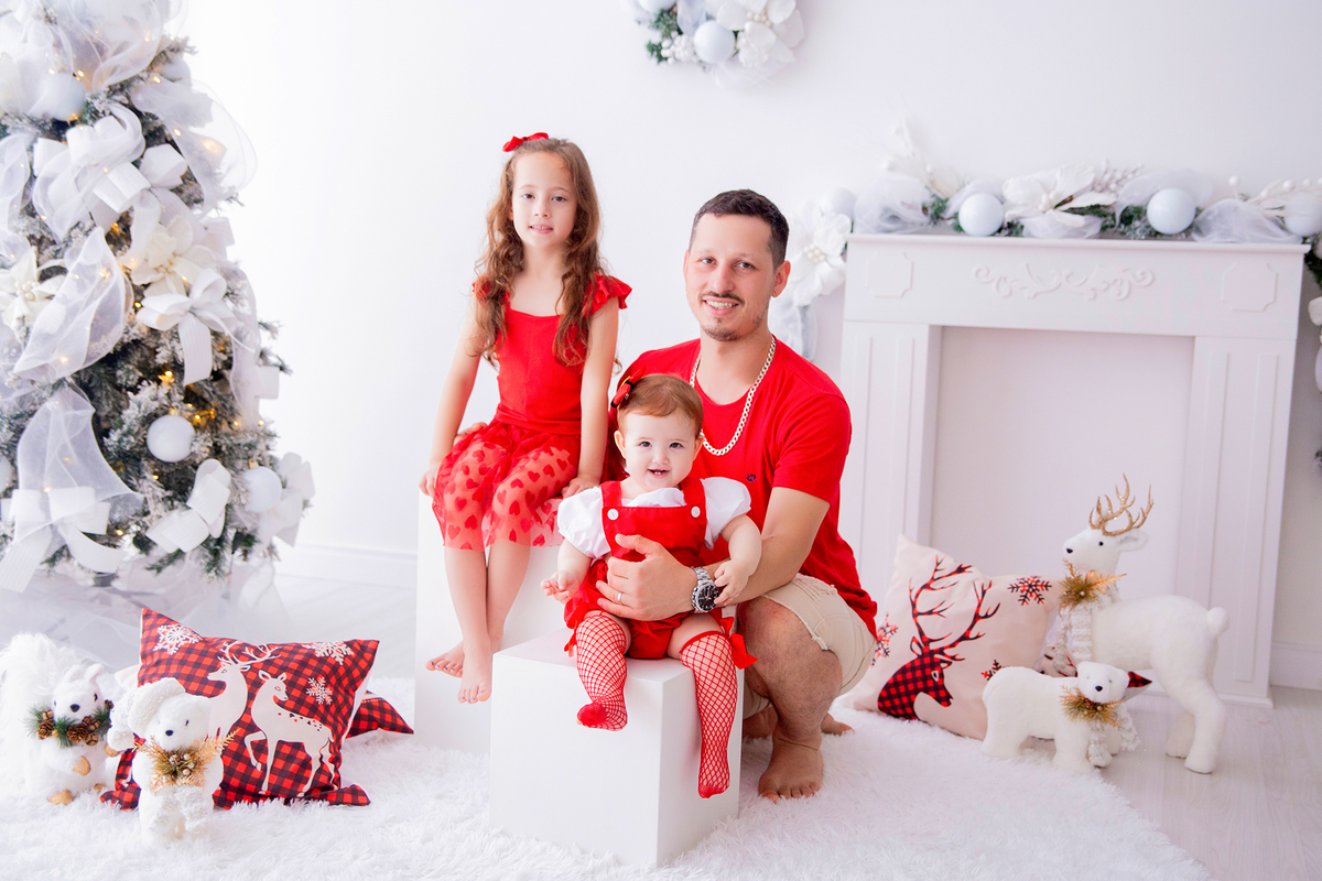 acompanhamento mensal de bebe caxias do sul figurino cenario tematico  personagem foto infantil serra gaucha fotografia familia mundo azul rosa ensaio fotografico crianca newborn baby menino menina smash the cake esmague o bolo banheira urso circo