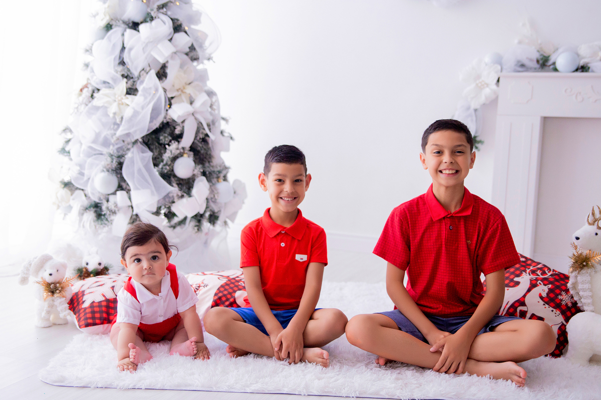 acompanhamento mensal de bebe caxias do sul figurino cenario tematico  personagem foto infantil serra gaucha fotografia familia mundo azul rosa ensaio fotografico crianca newborn baby menino menina smash the cake esmague o bolo banheira urso circo