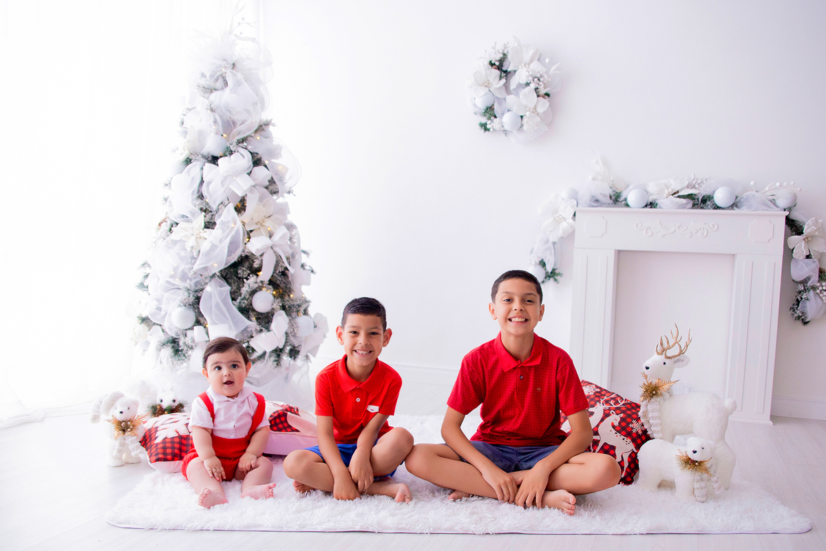 acompanhamento mensal de bebe caxias do sul figurino cenario tematico  personagem foto infantil serra gaucha fotografia familia mundo azul rosa ensaio fotografico crianca newborn baby menino menina smash the cake esmague o bolo banheira urso circo