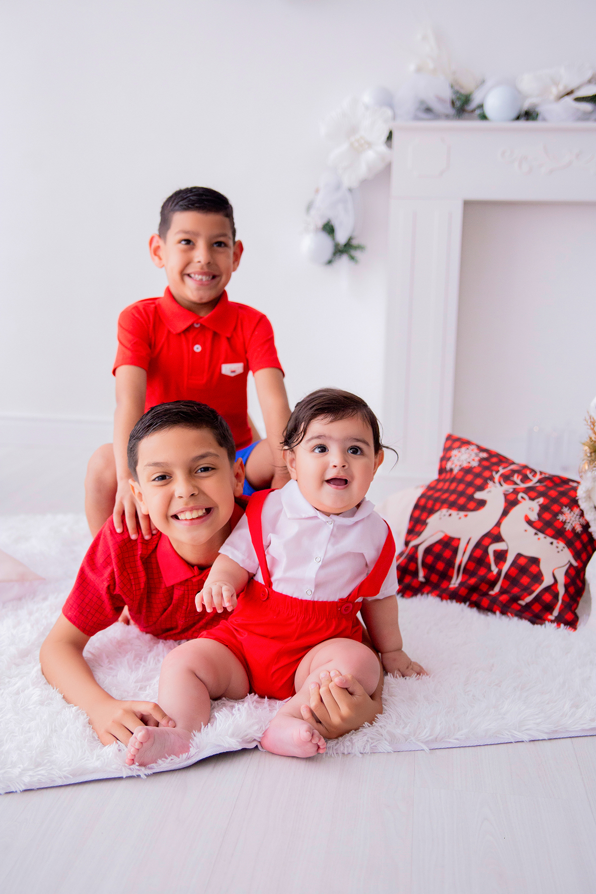 acompanhamento mensal de bebe caxias do sul figurino cenario tematico  personagem foto infantil serra gaucha fotografia familia mundo azul rosa ensaio fotografico crianca newborn baby menino menina smash the cake esmague o bolo banheira urso circo