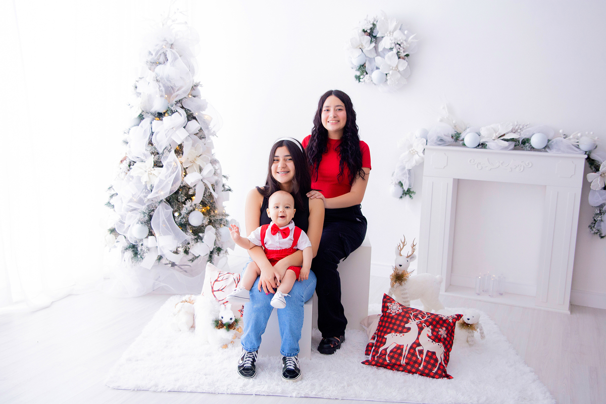acompanhamento mensal de bebe caxias do sul figurino cenario tematico  personagem foto infantil serra gaucha fotografia familia mundo azul rosa ensaio fotografico crianca newborn baby menino menina smash the cake esmague o bolo banheira urso circo