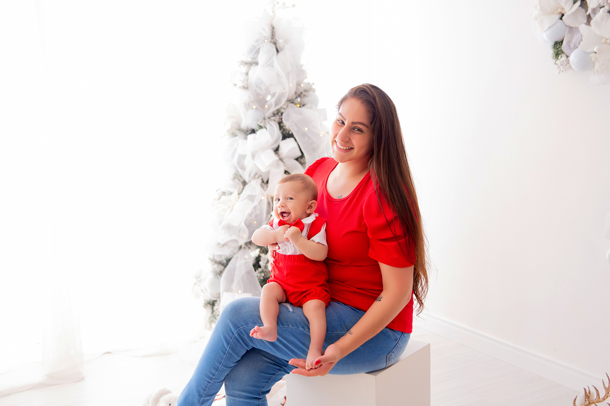 acompanhamento mensal de bebe caxias do sul figurino cenario tematico  personagem foto infantil serra gaucha fotografia familia mundo azul rosa ensaio fotografico crianca newborn baby menino menina smash the cake esmague o bolo banheira urso circo