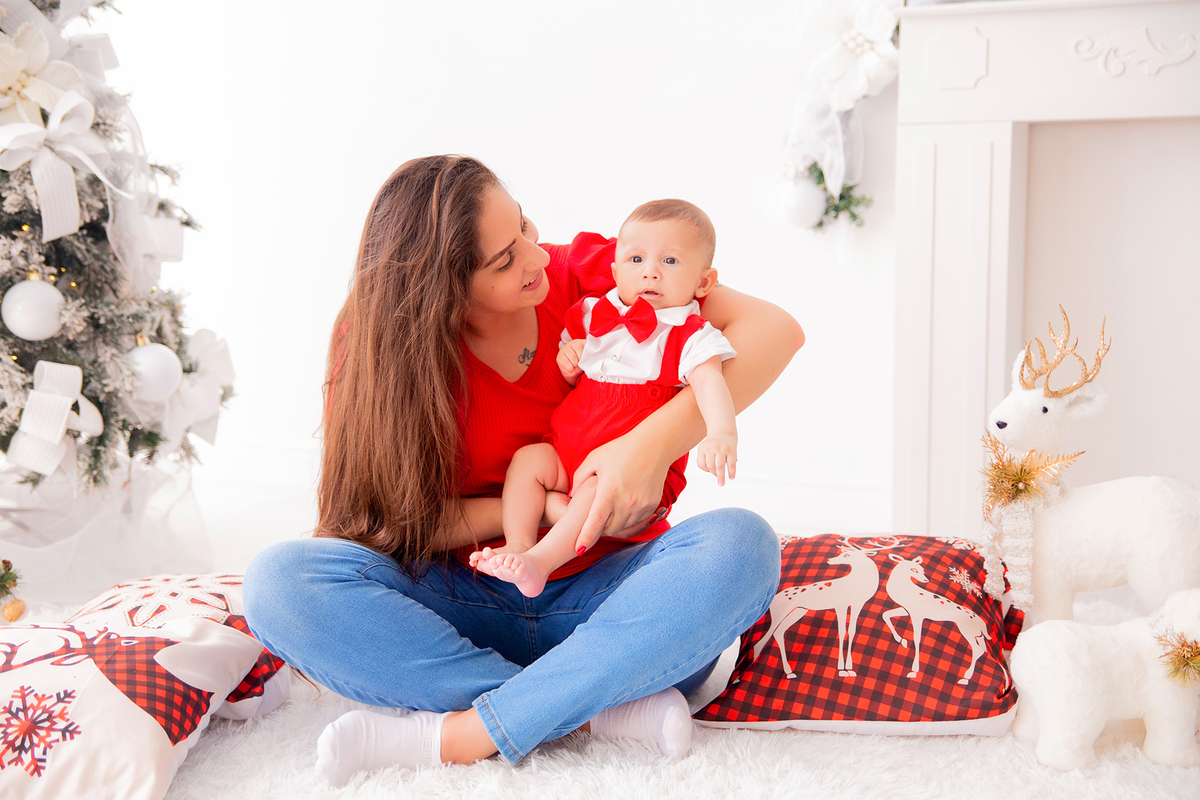 acompanhamento mensal de bebe caxias do sul figurino cenario tematico  personagem foto infantil serra gaucha fotografia familia mundo azul rosa ensaio fotografico crianca newborn baby menino menina smash the cake esmague o bolo banheira urso circo