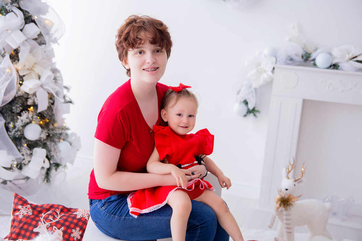 acompanhamento mensal de bebe caxias do sul figurino cenario tematico  personagem foto infantil serra gaucha fotografia familia mundo azul rosa ensaio fotografico crianca newborn baby menino menina smash the cake esmague o bolo banheira urso circo