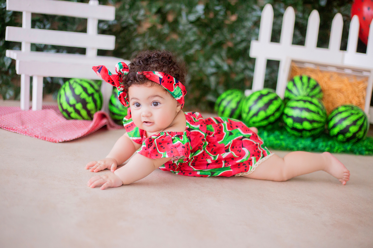 acompanhamento mensal de bebe caxias do sul figurino cenario tematico  personagem foto infantil serra gaucha fotografia familia mundo azul rosa ensaio fotografico crianca newborn baby menino menina smash the cake esmague o bolo banheira urso circo