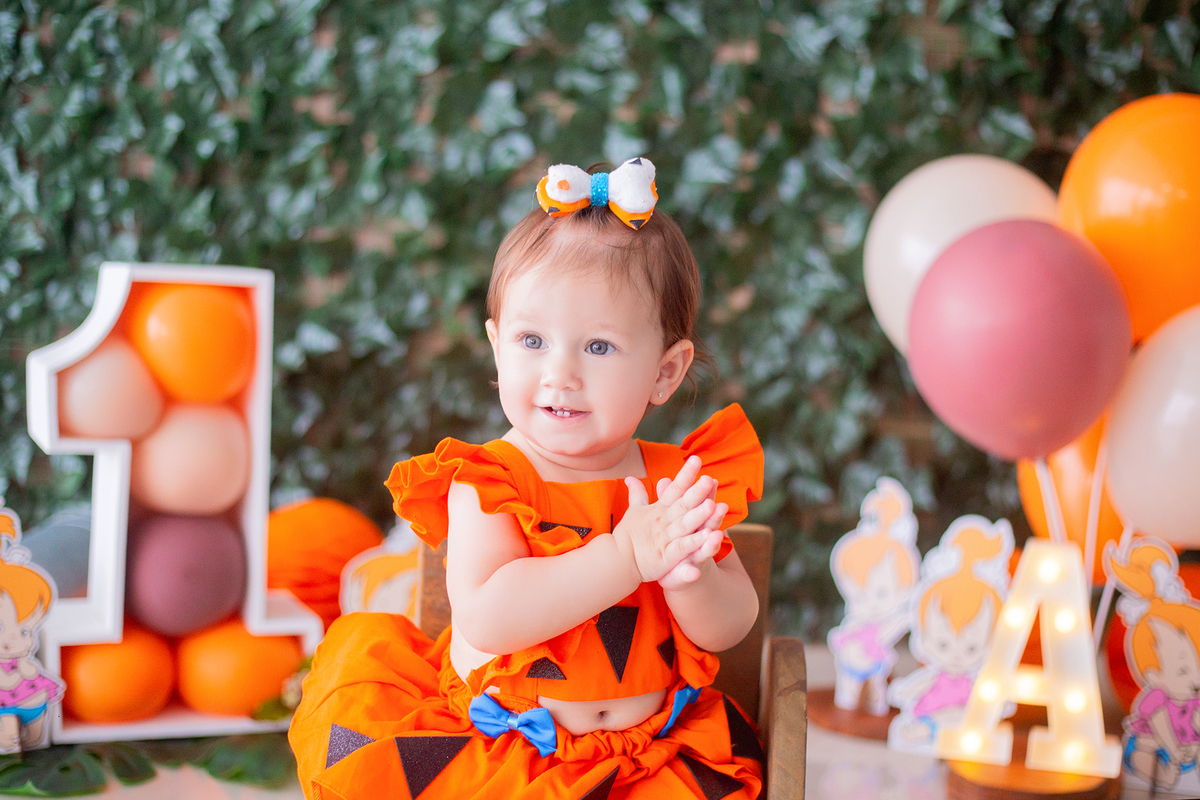 acompanhamento mensal de bebe caxias do sul figurino cenario tematico  personagem foto infantil serra gaucha fotografia familia mundo azul rosa ensaio fotografico crianca newborn baby menino menina smash the cake esmague o bolo banheira urso circo