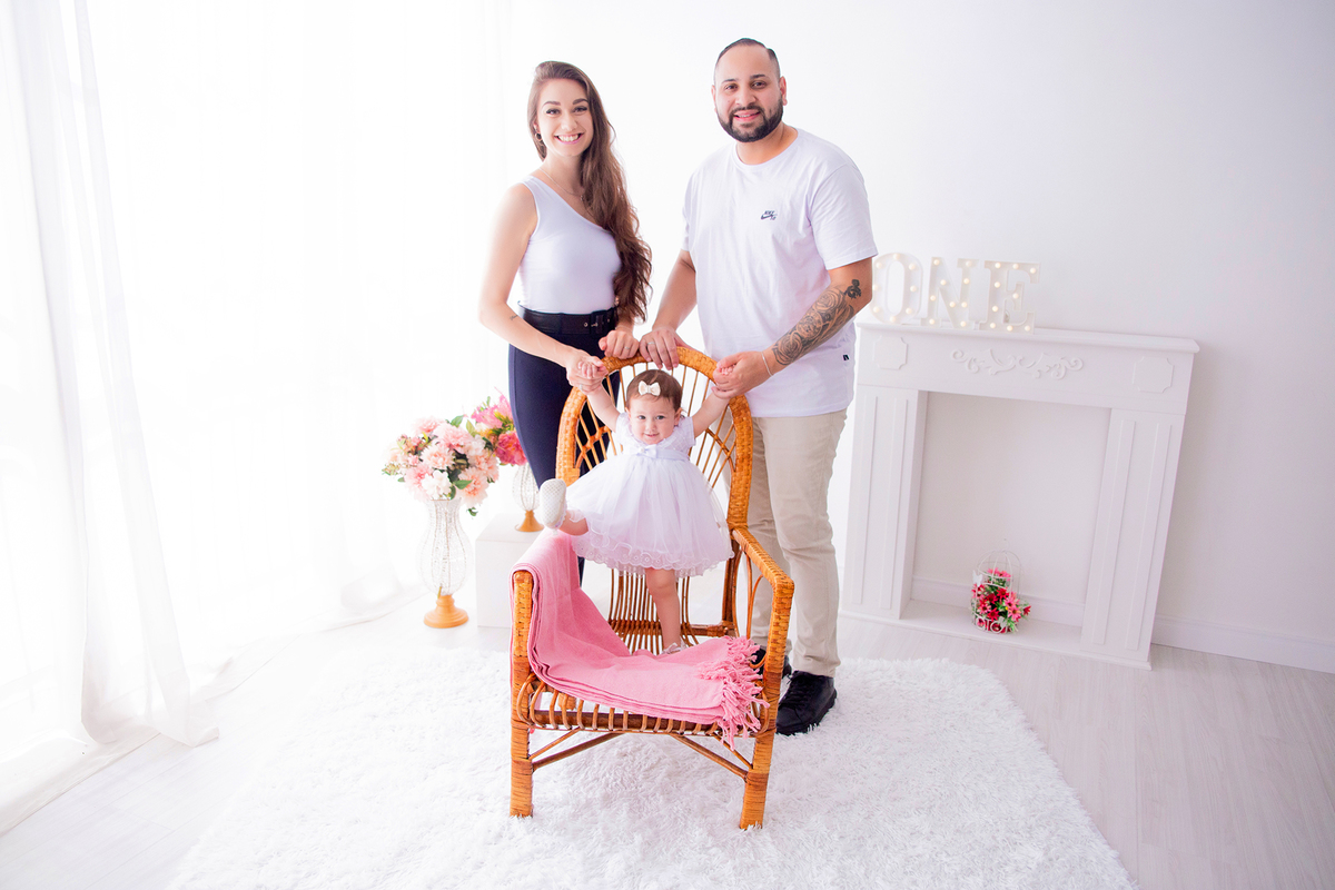 acompanhamento mensal de bebe caxias do sul figurino cenario tematico  personagem foto infantil serra gaucha fotografia familia mundo azul rosa ensaio fotografico crianca newborn baby menino menina smash the cake esmague o bolo banheira urso circo