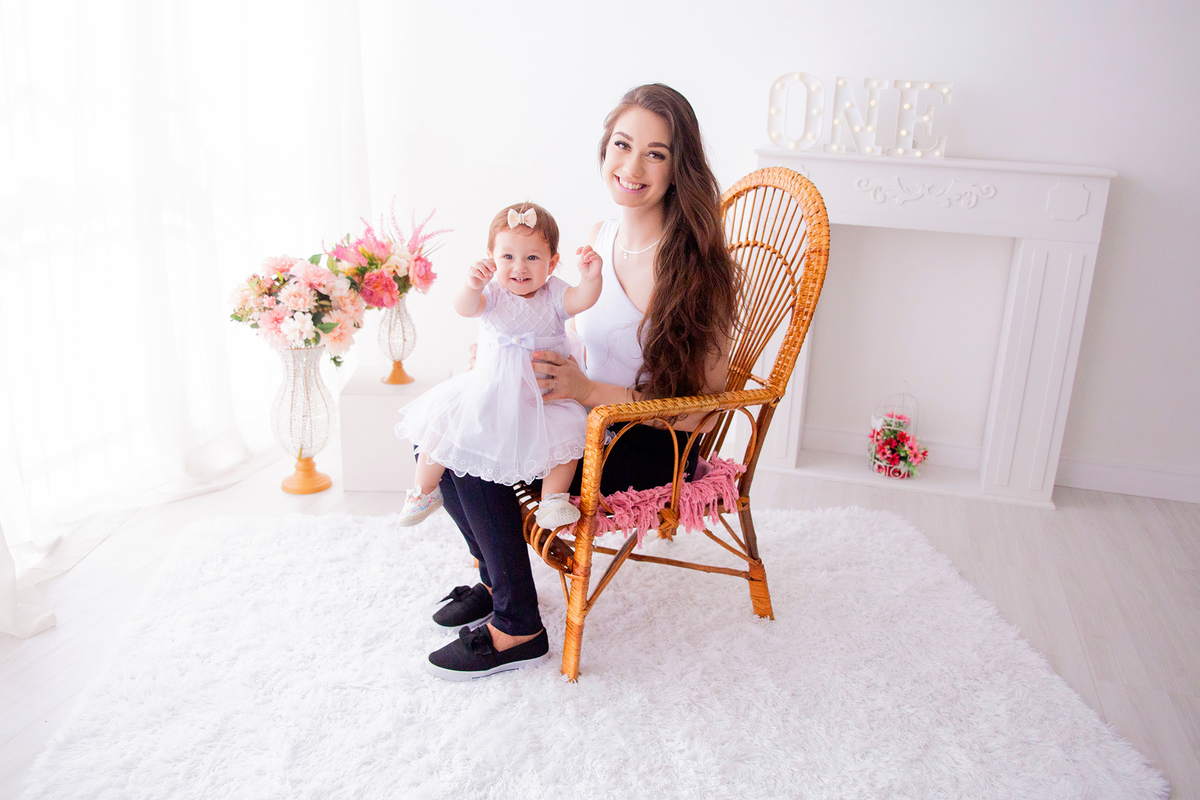 acompanhamento mensal de bebe caxias do sul figurino cenario tematico  personagem foto infantil serra gaucha fotografia familia mundo azul rosa ensaio fotografico crianca newborn baby menino menina smash the cake esmague o bolo banheira urso circo