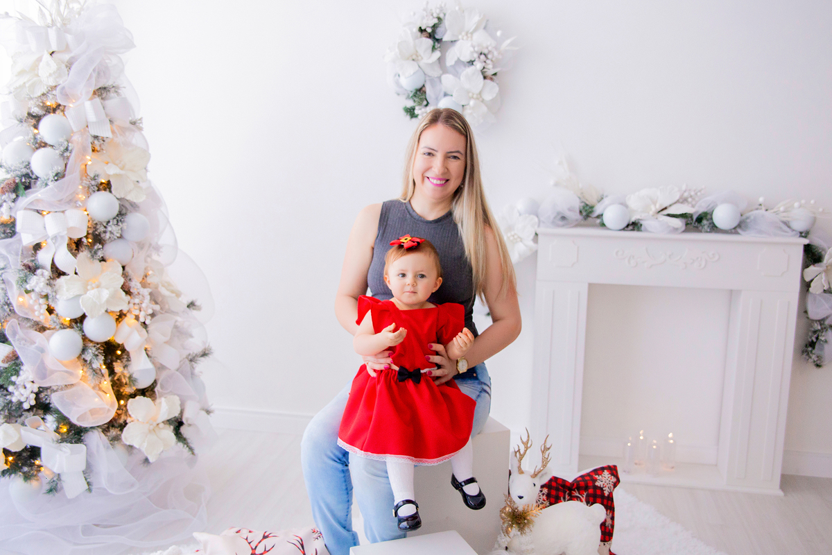 acompanhamento mensal de bebe caxias do sul figurino cenario tematico  personagem foto infantil serra gaucha fotografia familia mundo azul rosa ensaio fotografico crianca newborn baby menino menina smash the cake esmague o bolo banheira urso circo