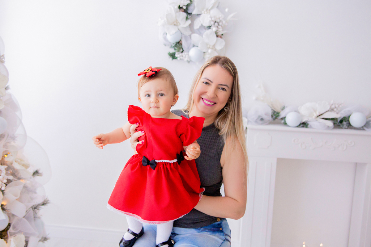 acompanhamento mensal de bebe caxias do sul figurino cenario tematico  personagem foto infantil serra gaucha fotografia familia mundo azul rosa ensaio fotografico crianca newborn baby menino menina smash the cake esmague o bolo banheira urso circo