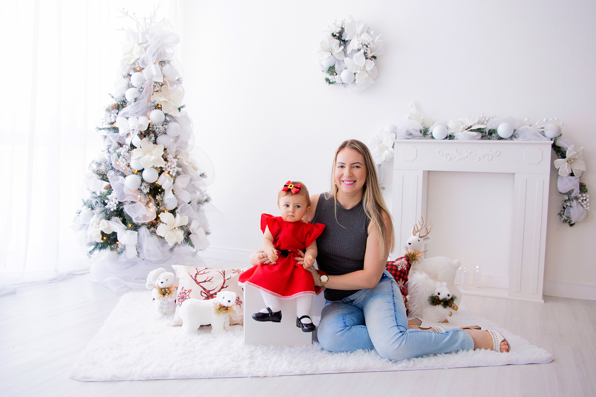 acompanhamento mensal de bebe caxias do sul figurino cenario tematico  personagem foto infantil serra gaucha fotografia familia mundo azul rosa ensaio fotografico crianca newborn baby menino menina smash the cake esmague o bolo banheira urso circo
