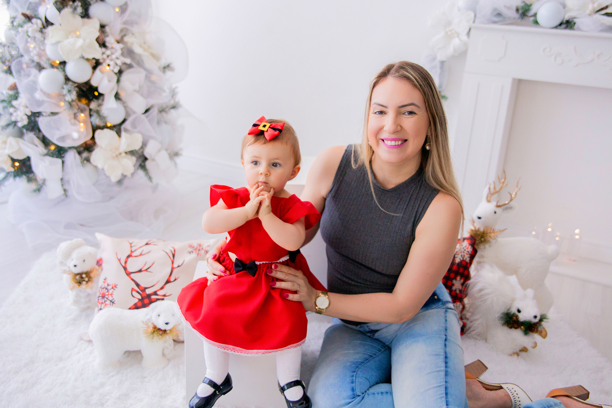 acompanhamento mensal de bebe caxias do sul figurino cenario tematico  personagem foto infantil serra gaucha fotografia familia mundo azul rosa ensaio fotografico crianca newborn baby menino menina smash the cake esmague o bolo banheira urso circo