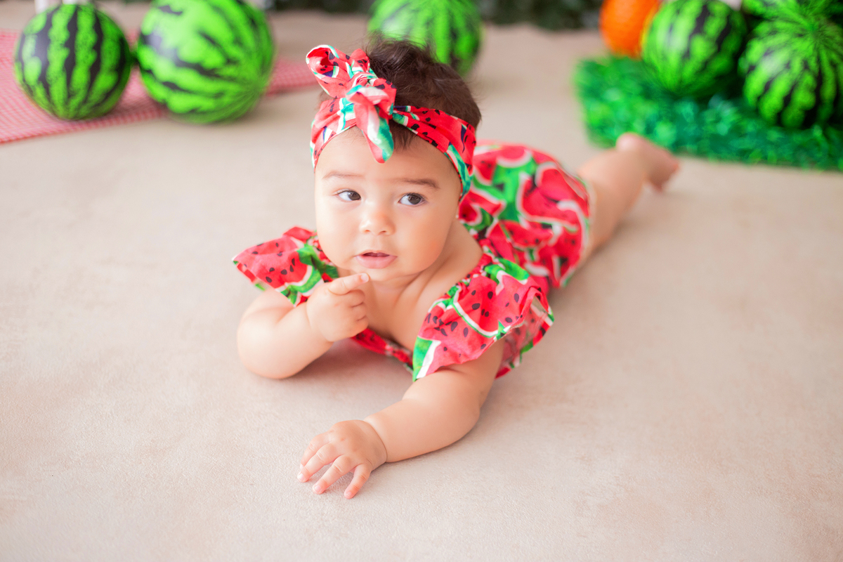acompanhamento mensal de bebe caxias do sul figurino cenario tematico  personagem foto infantil serra gaucha fotografia familia mundo azul rosa ensaio fotografico crianca newborn baby menino menina smash the cake esmague o bolo banheira urso circo