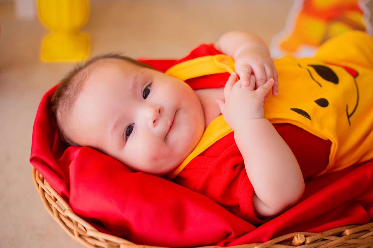 acompanhamento mensal de bebe caxias do sul figurino cenario tematico  personagem foto infantil serra gaucha fotografia familia mundo azul rosa ensaio fotografico crianca newborn baby menino menina smash the cake esmague o bolo banheira urso circo