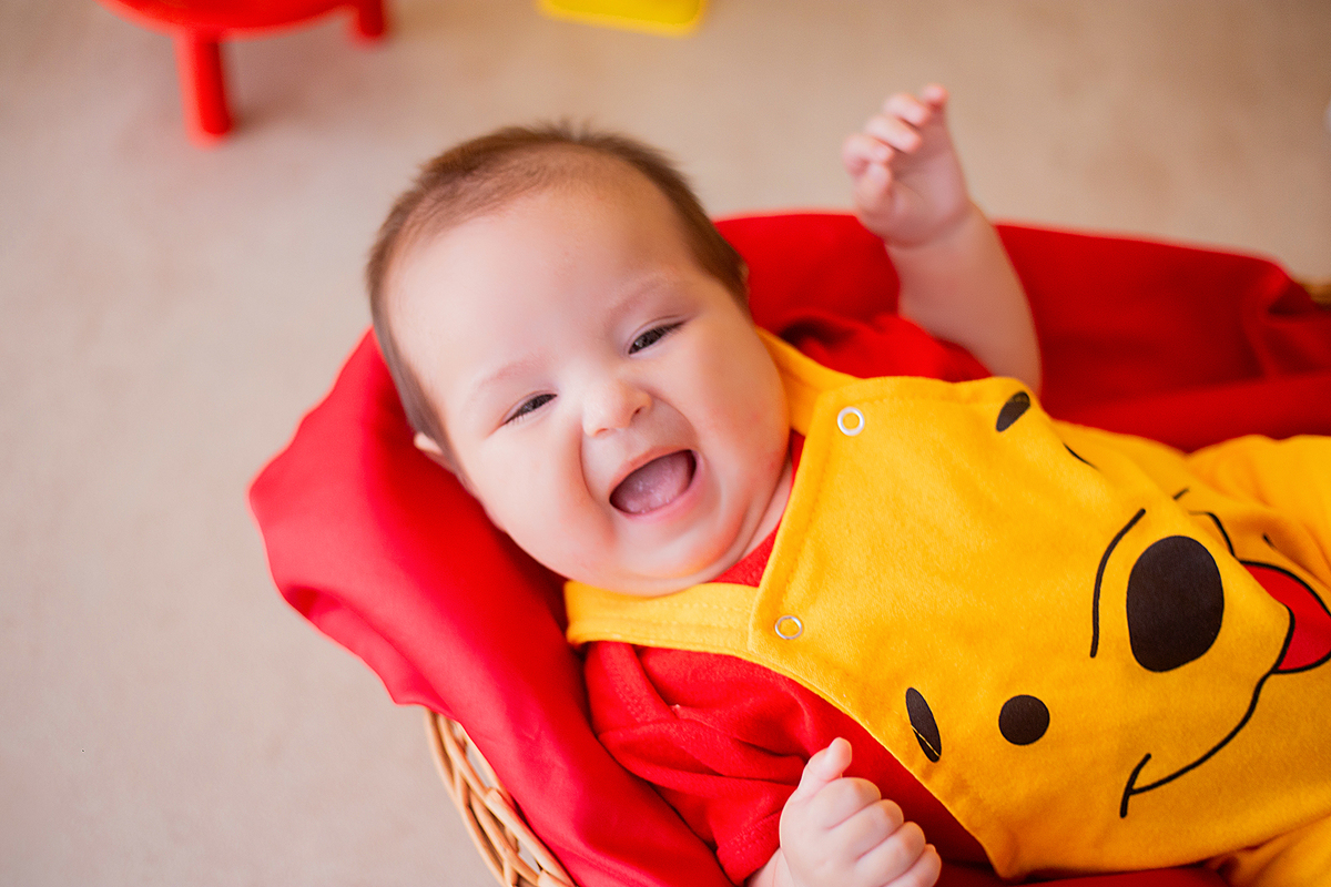 acompanhamento mensal de bebe caxias do sul figurino cenario tematico  personagem foto infantil serra gaucha fotografia familia mundo azul rosa ensaio fotografico crianca newborn baby menino menina smash the cake esmague o bolo banheira urso circo
