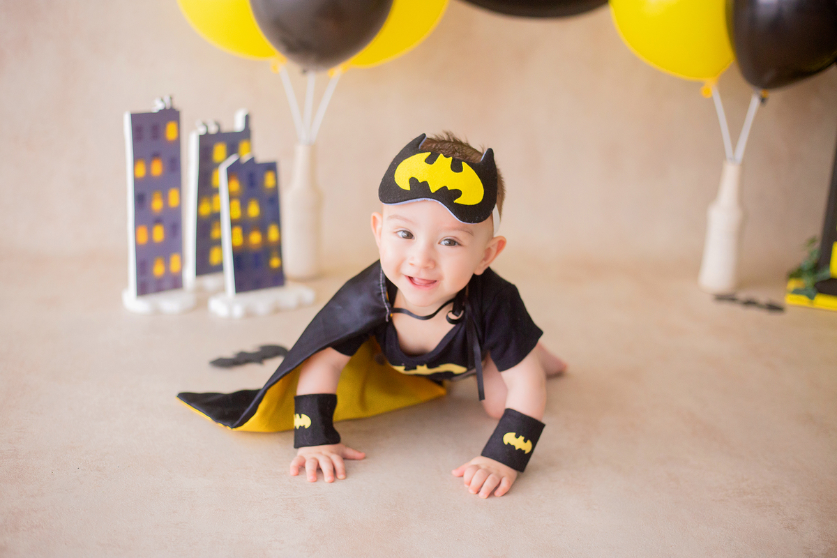 acompanhamento mensal de bebe caxias do sul figurino cenario tematico  personagem foto infantil serra gaucha fotografia familia mundo azul rosa ensaio fotografico crianca newborn baby menino menina smash the cake esmague o bolo banheira urso circo