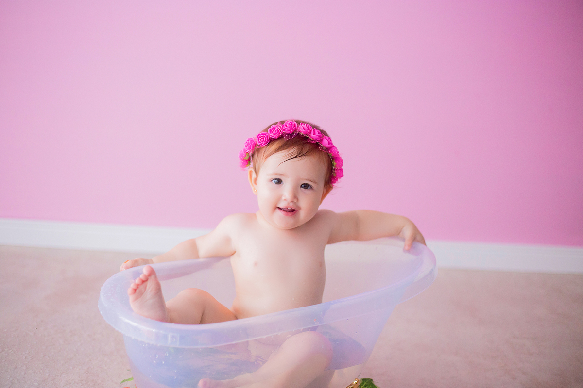 acompanhamento mensal de bebe caxias do sul figurino cenario tematico  personagem foto infantil serra gaucha fotografia familia mundo azul rosa ensaio fotografico crianca newborn baby menino menina smash the cake esmague o bolo banheira urso circo