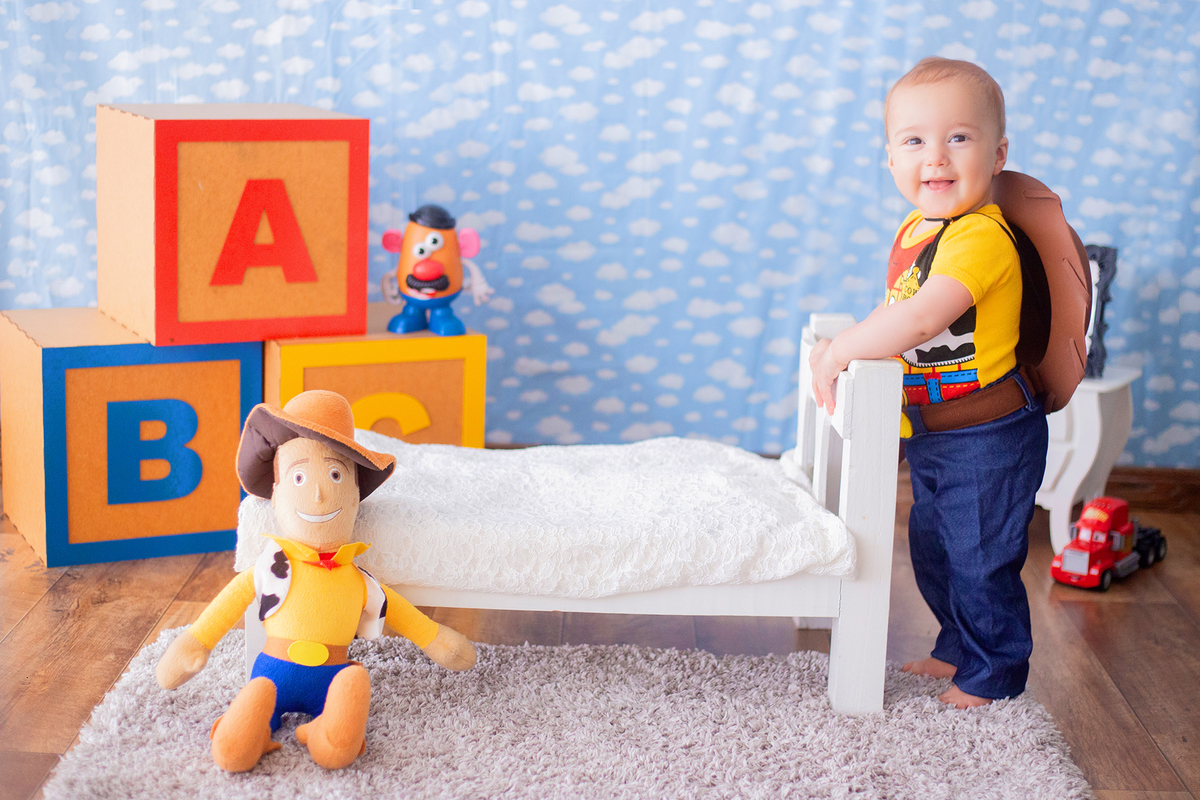 acompanhamento mensal de bebe caxias do sul figurino cenario tematico  personagem foto infantil serra gaucha fotografia familia mundo azul rosa ensaio fotografico crianca newborn baby menino menina smash the cake esmague o bolo banheira urso circo