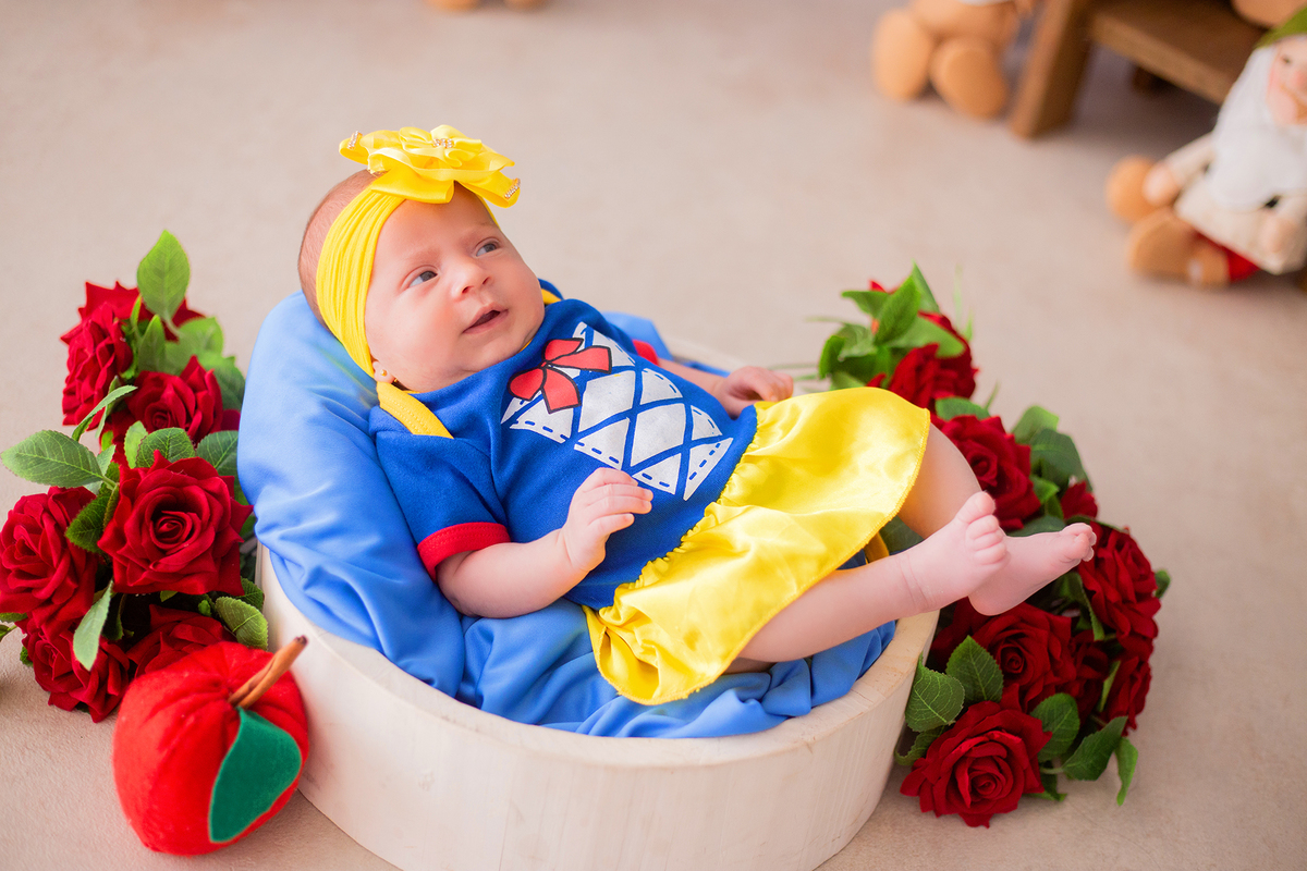 acompanhamento mensal de bebe caxias do sul figurino cenario tematico  personagem foto infantil serra gaucha fotografia familia mundo azul rosa ensaio fotografico crianca newborn baby menino menina smash the cake esmague o bolo banheira urso circo