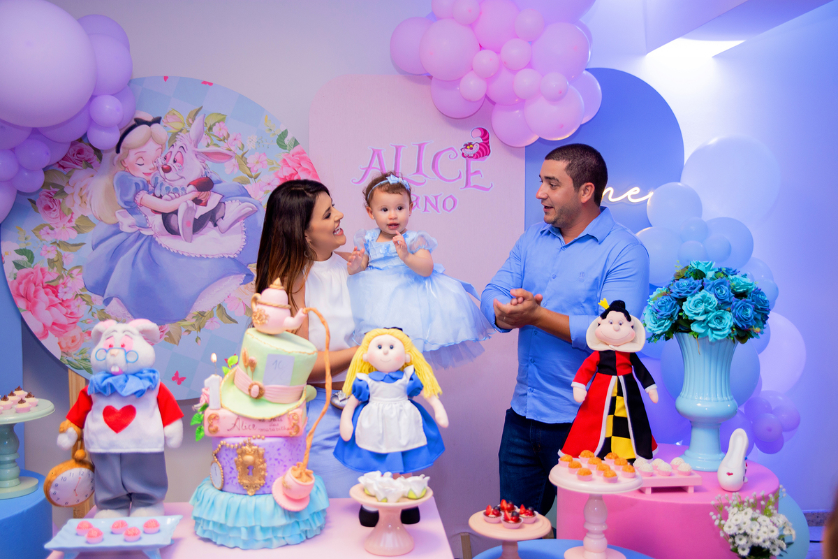 acompanhamento mensal de bebe caxias do sul figurino cenario tematico  personagem foto infantil serra gaucha fotografia familia mundo azul rosa ensaio fotografico crianca newborn baby menino menina smash the cake esmague o bolo banheira urso circo