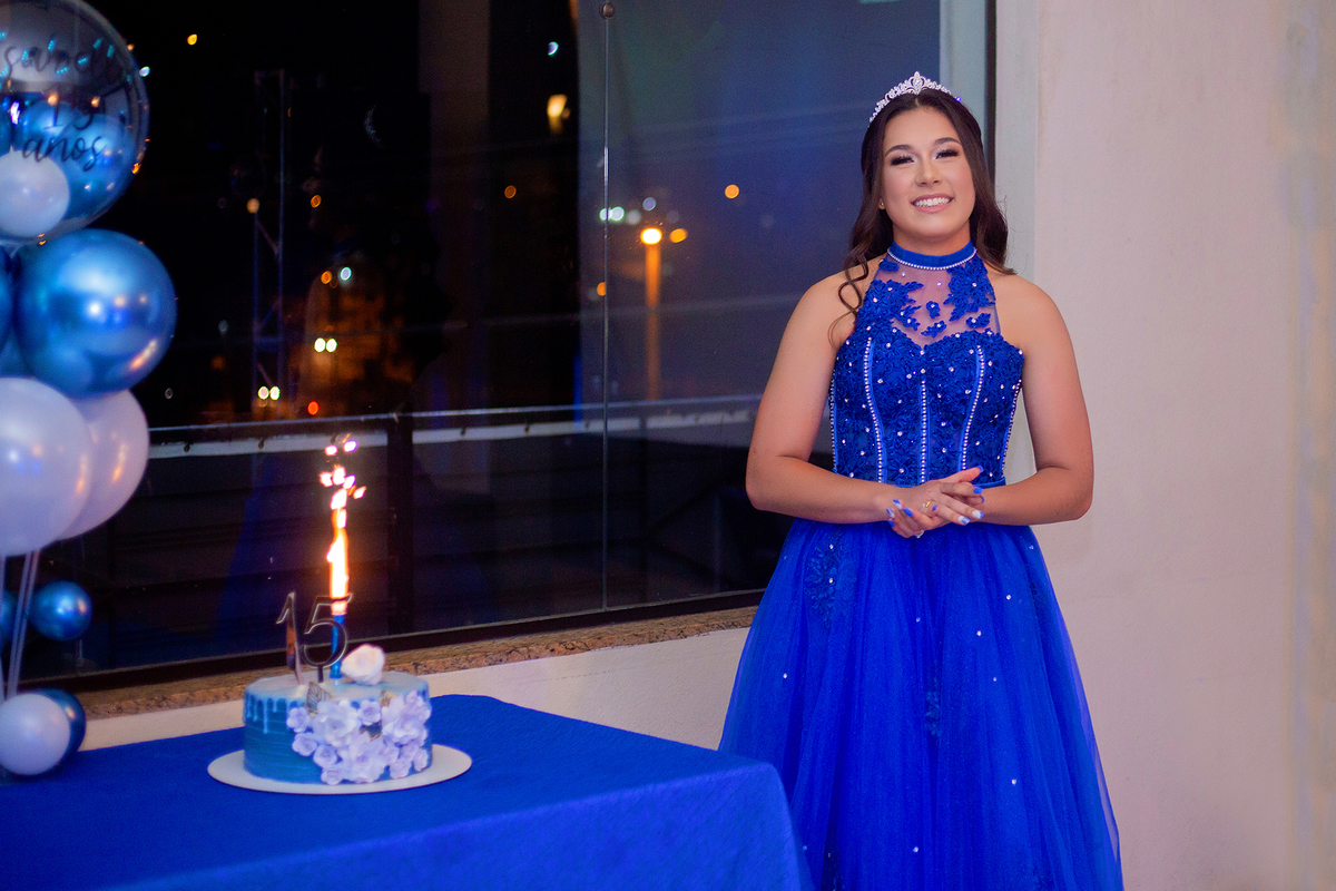 acompanhamento mensal de bebe caxias do sul figurino cenario tematico  personagem foto infantil serra gaucha fotografia familia mundo azul rosa ensaio fotografico crianca newborn baby menino menina smash the cake esmague o bolo banheira urso circo
