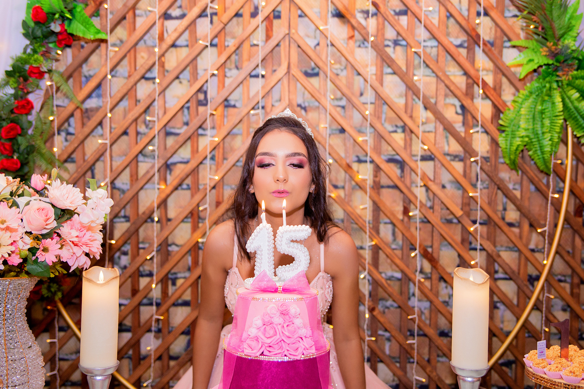 acompanhamento mensal de bebe caxias do sul figurino cenario tematico  personagem foto infantil serra gaucha fotografia familia mundo azul rosa ensaio fotografico crianca newborn baby menino menina smash the cake esmague o bolo banheira urso circo