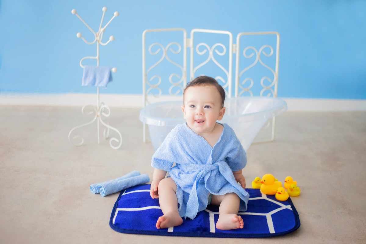 acompanhamento mensal de bebe caxias do sul figurino cenario tematico  personagem foto infantil serra gaucha fotografia familia mundo azul rosa ensaio fotografico crianca newborn baby menino menina smash the cake esmague o bolo banheira urso circo