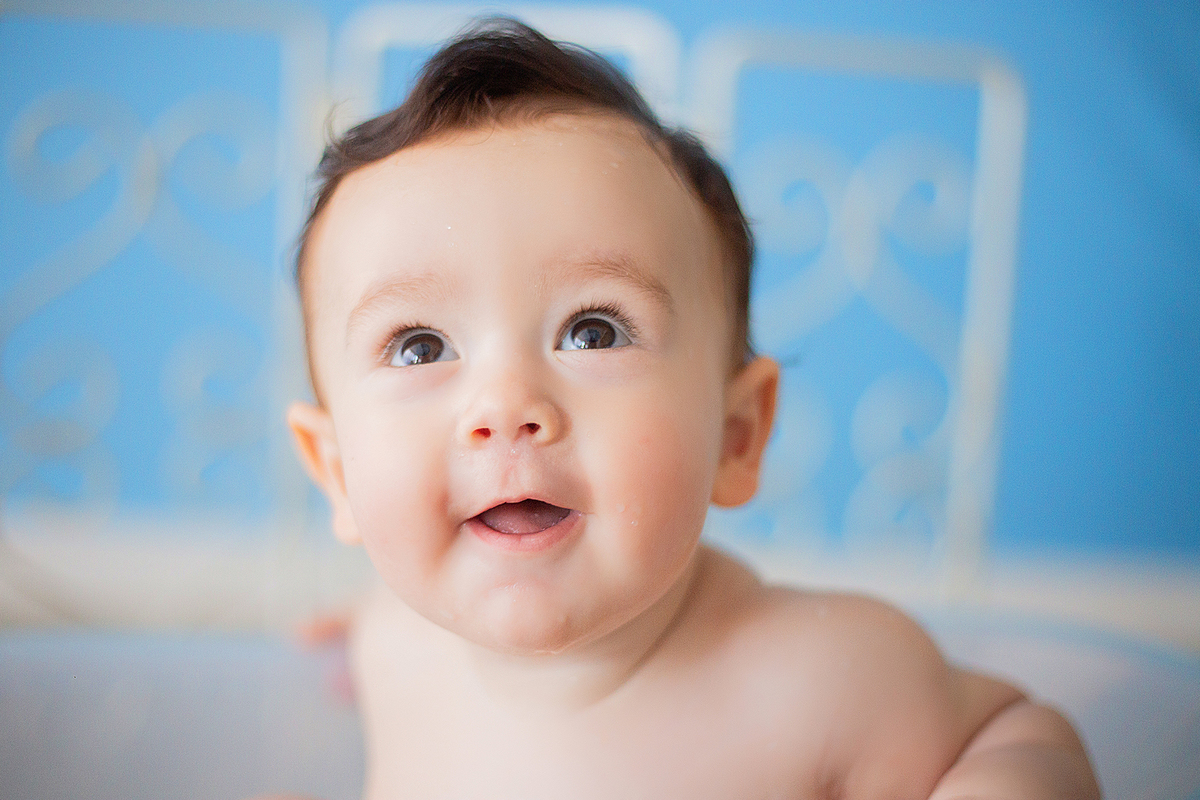 acompanhamento mensal de bebe caxias do sul figurino cenario tematico  personagem foto infantil serra gaucha fotografia familia mundo azul rosa ensaio fotografico crianca newborn baby menino menina smash the cake esmague o bolo banheira urso circo