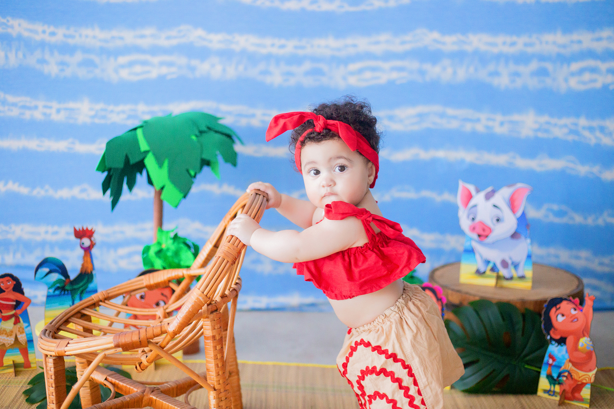 acompanhamento mensal de bebe caxias do sul figurino cenario tematico  personagem foto infantil serra gaucha fotografia familia mundo azul rosa ensaio fotografico crianca newborn baby menino menina smash the cake esmague o bolo banheira urso circo