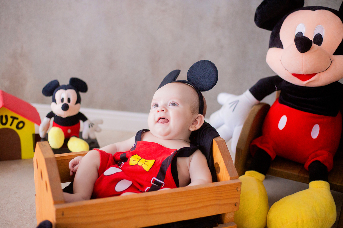 acompanhamento mensal de bebe caxias do sul figurino cenario tematico  personagem foto infantil serra gaucha fotografia familia mundo azul rosa ensaio fotografico crianca newborn baby menino menina smash the cake esmague o bolo banheira urso circo