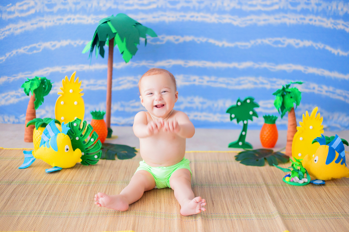 acompanhamento mensal de bebe caxias do sul figurino cenario tematico  personagem foto infantil serra gaucha fotografia familia mundo azul rosa ensaio fotografico crianca newborn baby menino menina smash the cake esmague o bolo banheira urso circo