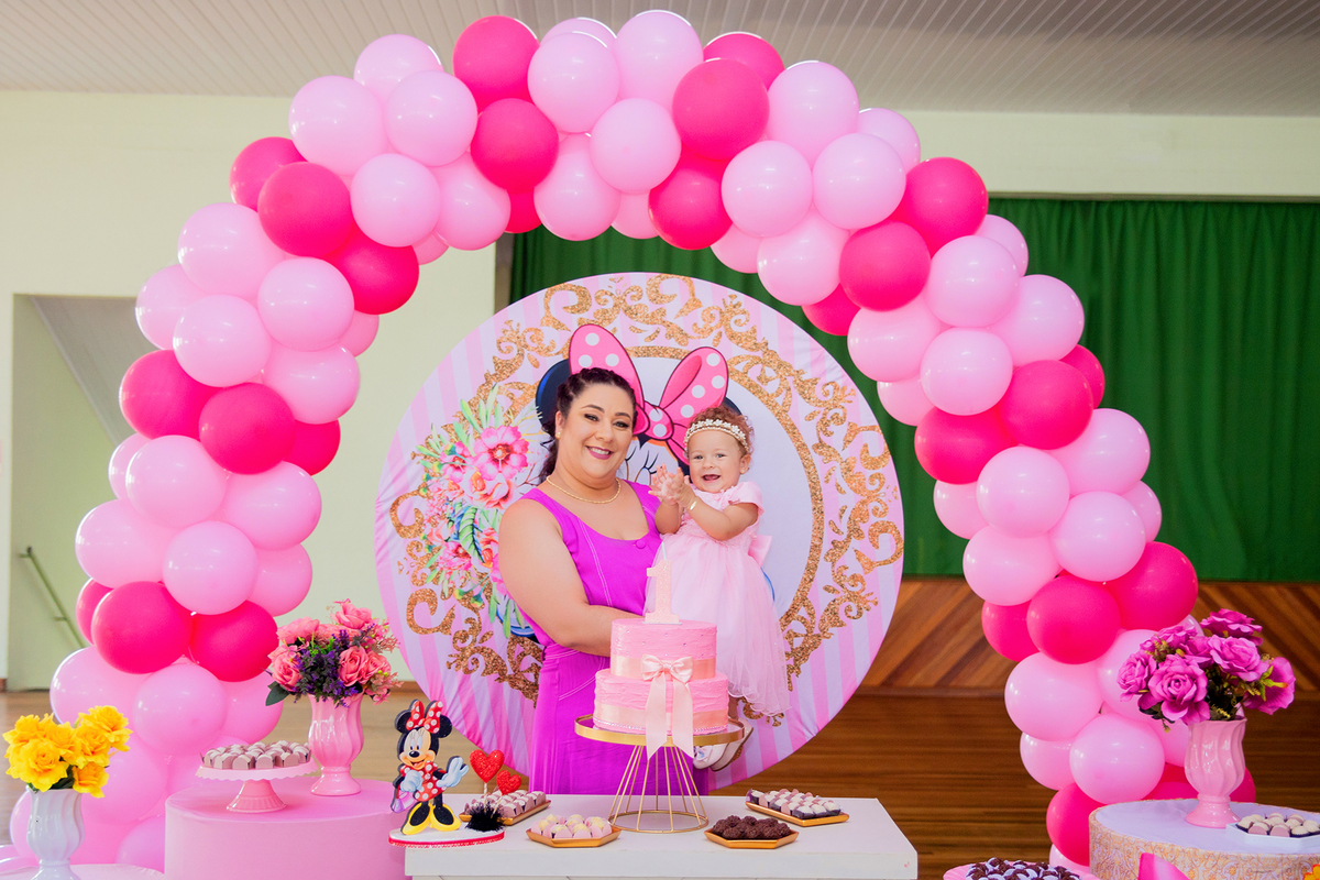 acompanhamento mensal de bebe caxias do sul figurino cenario tematico  personagem foto infantil serra gaucha fotografia familia mundo azul rosa ensaio fotografico crianca newborn baby menino menina smash the cake esmague o bolo banheira urso circo