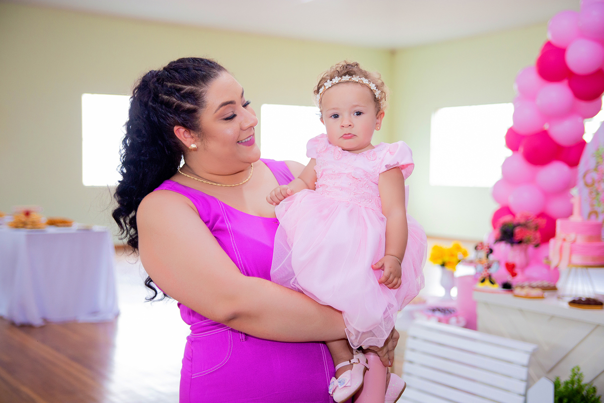 acompanhamento mensal de bebe caxias do sul figurino cenario tematico  personagem foto infantil serra gaucha fotografia familia mundo azul rosa ensaio fotografico crianca newborn baby menino menina smash the cake esmague o bolo banheira urso circo