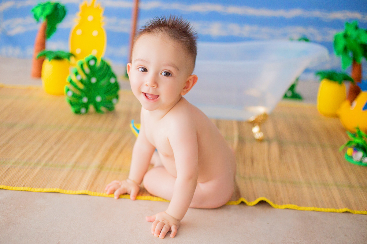 acompanhamento mensal de bebe caxias do sul figurino cenario tematico  personagem foto infantil serra gaucha fotografia familia mundo azul rosa ensaio fotografico crianca newborn baby menino menina smash the cake esmague o bolo banheira urso circo