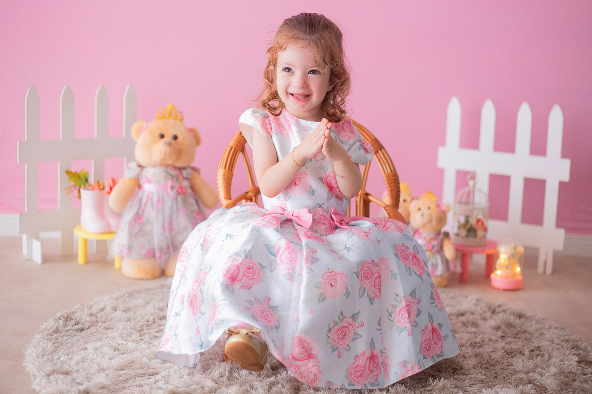 acompanhamento mensal de bebe caxias do sul figurino cenario tematico  personagem foto infantil serra gaucha fotografia familia mundo azul rosa ensaio fotografico crianca newborn baby menino menina smash the cake esmague o bolo banheira urso circo