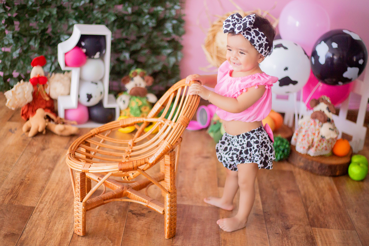 acompanhamento mensal de bebe caxias do sul figurino cenario tematico  personagem foto infantil serra gaucha fotografia familia mundo azul rosa ensaio fotografico crianca newborn baby menino menina smash the cake esmague o bolo banheira urso circo