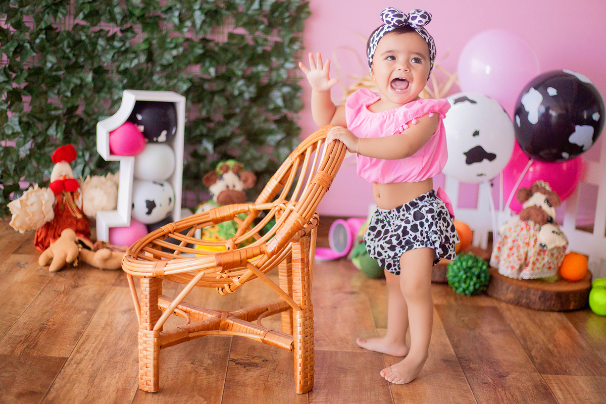 acompanhamento mensal de bebe caxias do sul figurino cenario tematico  personagem foto infantil serra gaucha fotografia familia mundo azul rosa ensaio fotografico crianca newborn baby menino menina smash the cake esmague o bolo banheira urso circo