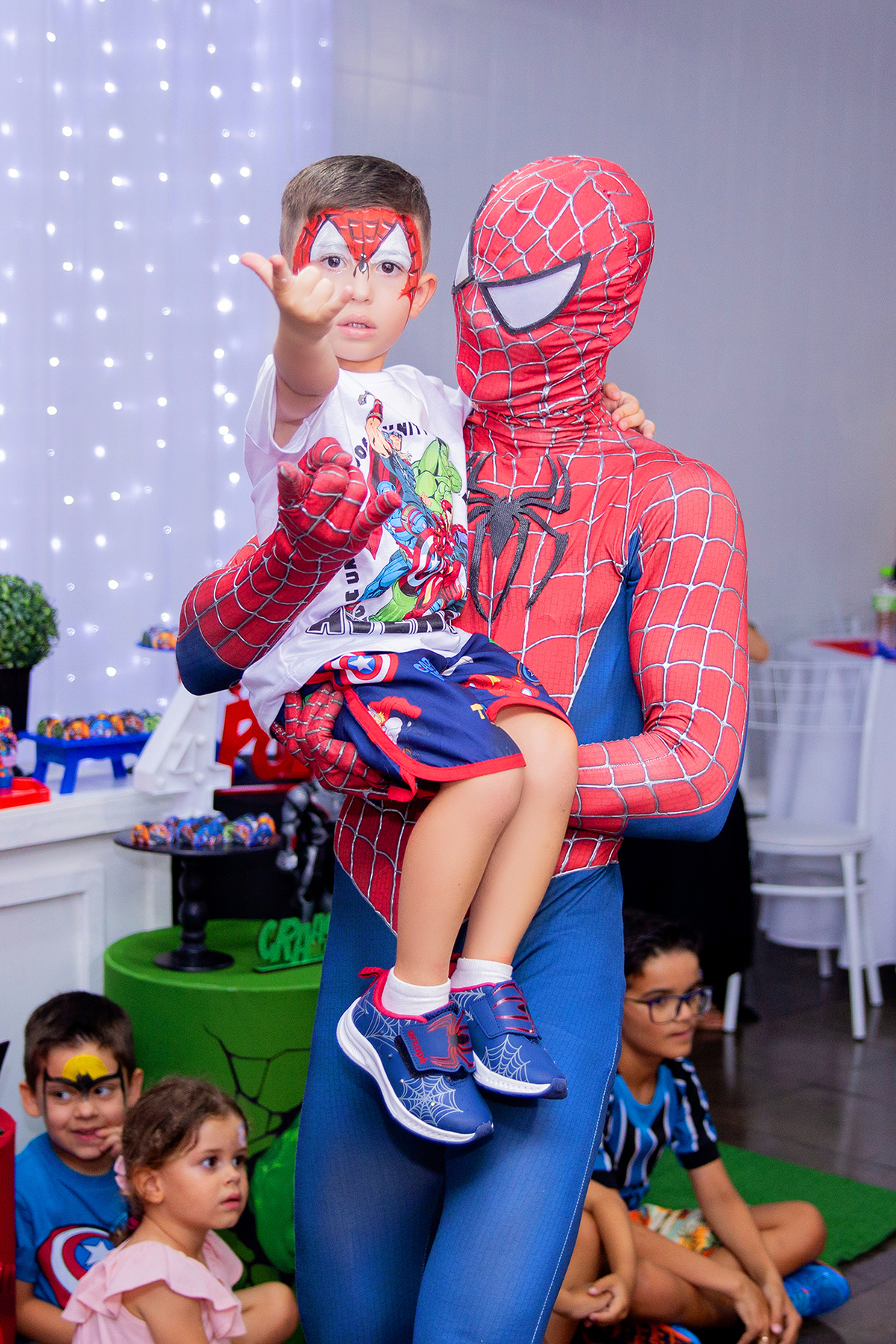 acompanhamento mensal de bebe caxias do sul figurino cenario tematico  personagem foto infantil serra gaucha fotografia familia mundo azul rosa ensaio fotografico crianca newborn baby menino menina smash the cake esmague o bolo banheira urso circo