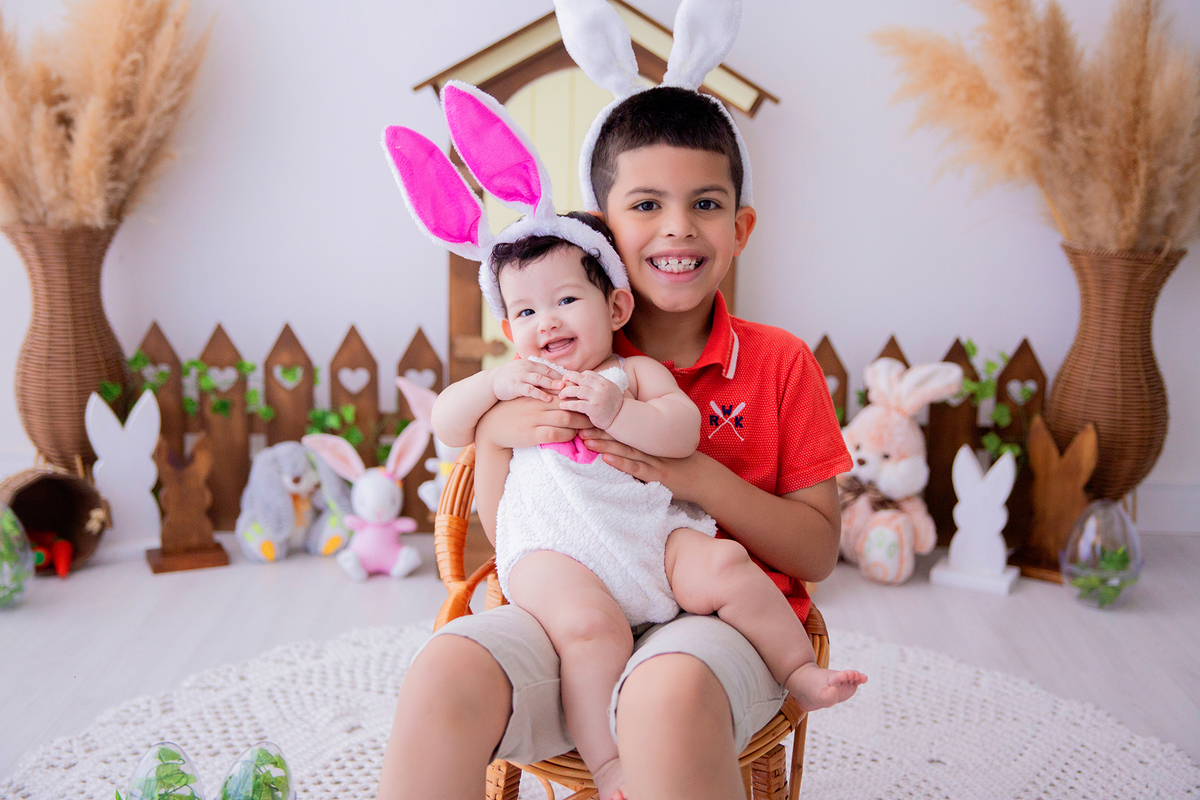 acompanhamento mensal de bebe caxias do sul figurino cenario tematico  personagem foto infantil serra gaucha fotografia familia mundo azul rosa ensaio fotografico crianca newborn baby menino menina smash the cake esmague o bolo banheira urso circo