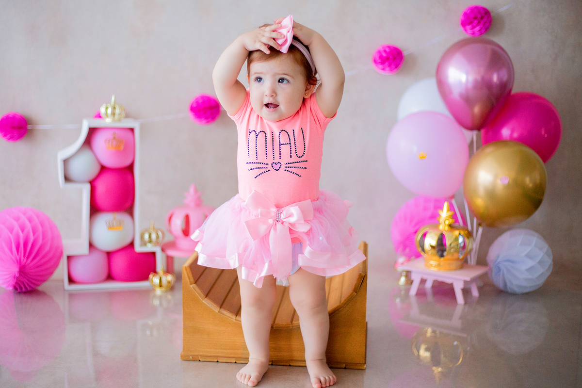 acompanhamento mensal de bebe caxias do sul figurino cenario tematico  personagem foto infantil serra gaucha fotografia familia mundo azul rosa ensaio fotografico crianca newborn baby menino menina smash the cake esmague o bolo banheira urso circo