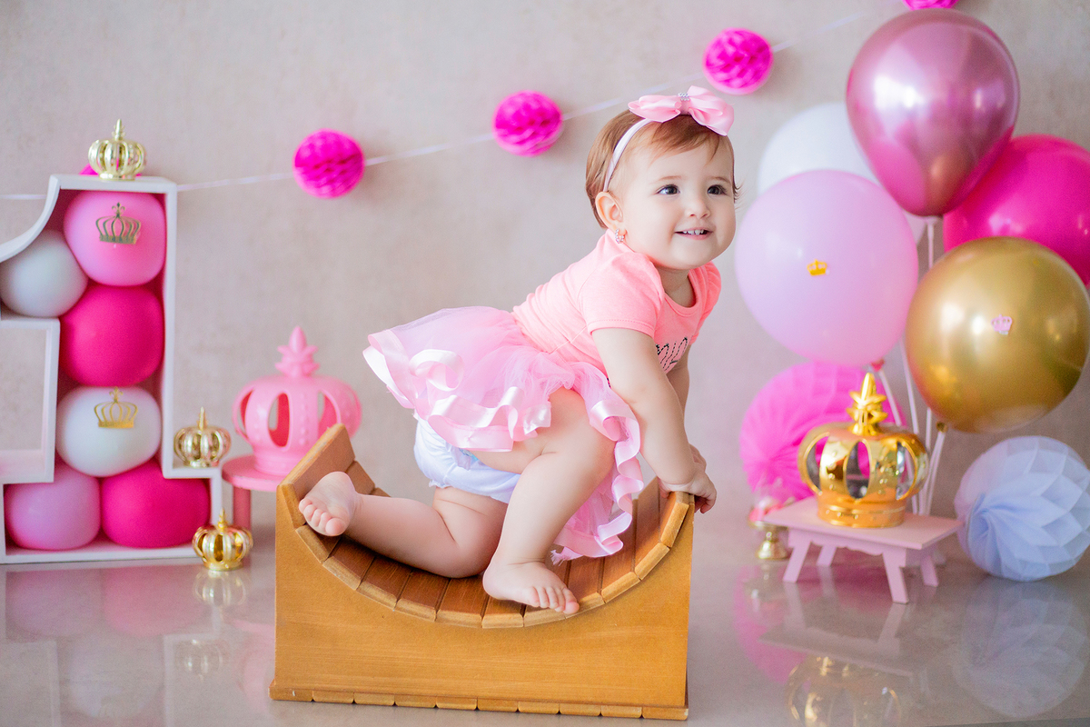 acompanhamento mensal de bebe caxias do sul figurino cenario tematico  personagem foto infantil serra gaucha fotografia familia mundo azul rosa ensaio fotografico crianca newborn baby menino menina smash the cake esmague o bolo banheira urso circo