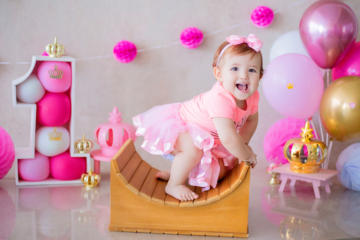 acompanhamento mensal de bebe caxias do sul figurino cenario tematico  personagem foto infantil serra gaucha fotografia familia mundo azul rosa ensaio fotografico crianca newborn baby menino menina smash the cake esmague o bolo banheira urso circo