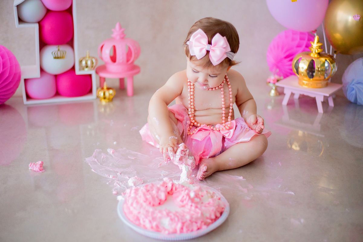acompanhamento mensal de bebe caxias do sul figurino cenario tematico  personagem foto infantil serra gaucha fotografia familia mundo azul rosa ensaio fotografico crianca newborn baby menino menina smash the cake esmague o bolo banheira urso circo