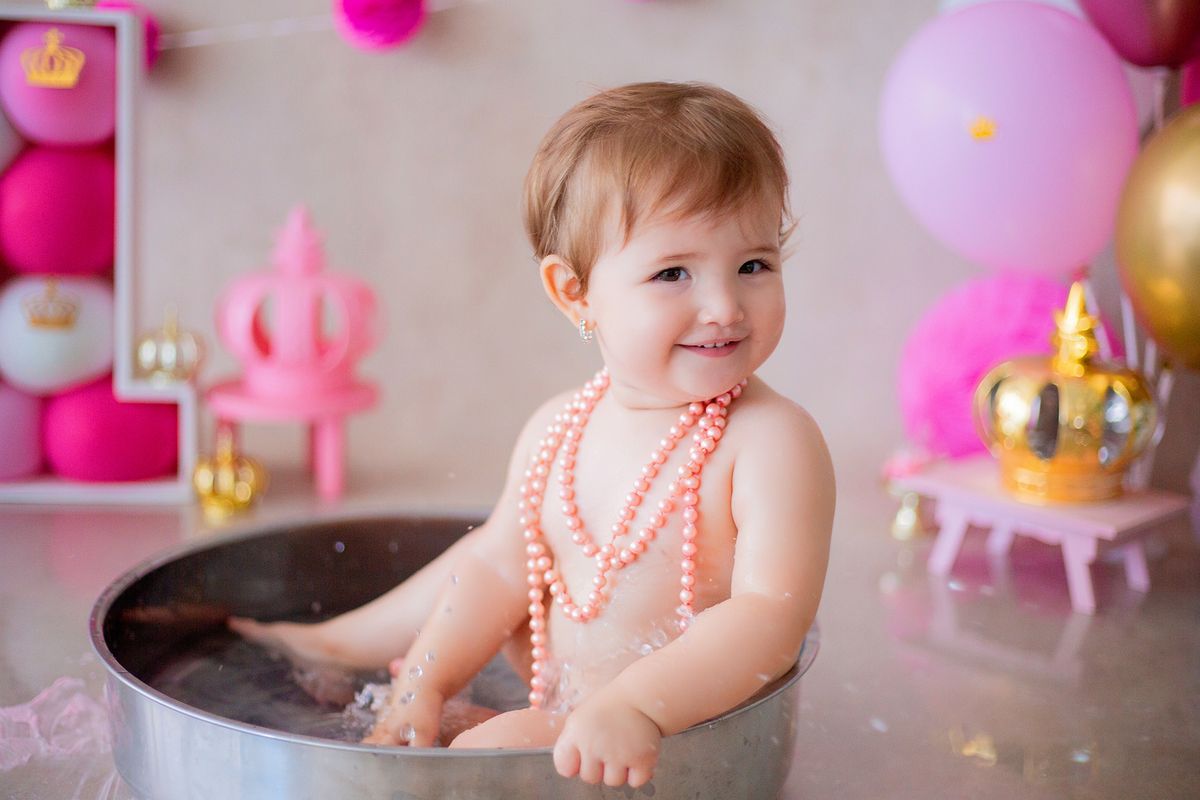 acompanhamento mensal de bebe caxias do sul figurino cenario tematico  personagem foto infantil serra gaucha fotografia familia mundo azul rosa ensaio fotografico crianca newborn baby menino menina smash the cake esmague o bolo banheira urso circo