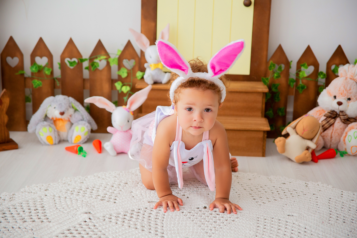 acompanhamento mensal de bebe caxias do sul figurino cenario tematico  personagem foto infantil serra gaucha fotografia familia mundo azul rosa ensaio fotografico crianca newborn baby menino menina smash the cake esmague o bolo banheira urso circo
