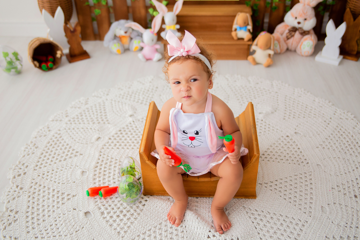 acompanhamento mensal de bebe caxias do sul figurino cenario tematico  personagem foto infantil serra gaucha fotografia familia mundo azul rosa ensaio fotografico crianca newborn baby menino menina smash the cake esmague o bolo banheira urso circo