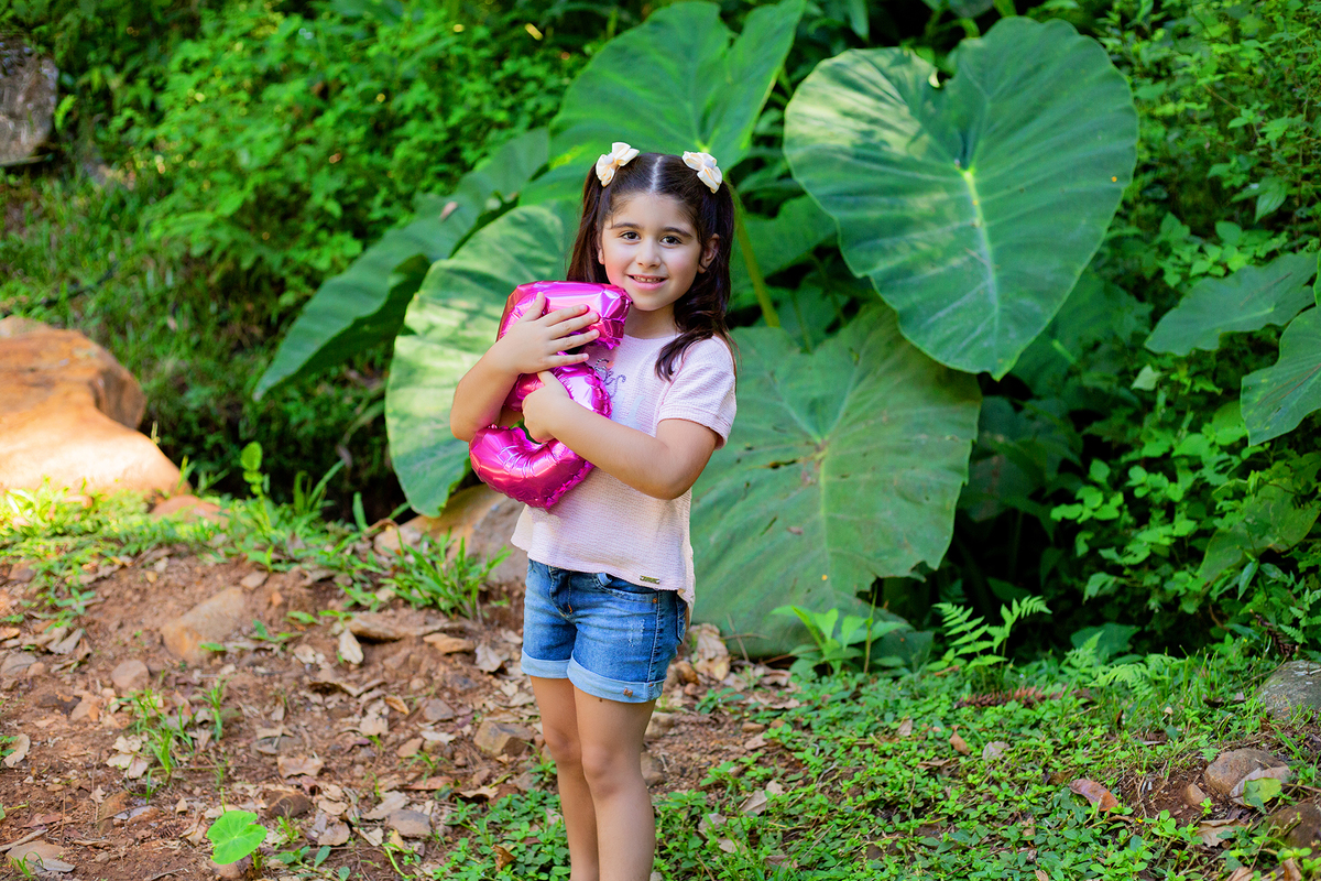 acompanhamento mensal de bebe caxias do sul figurino cenario tematico  personagem foto infantil serra gaucha fotografia familia mundo azul rosa ensaio fotografico crianca newborn baby menino menina smash the cake esmague o bolo banheira urso circo