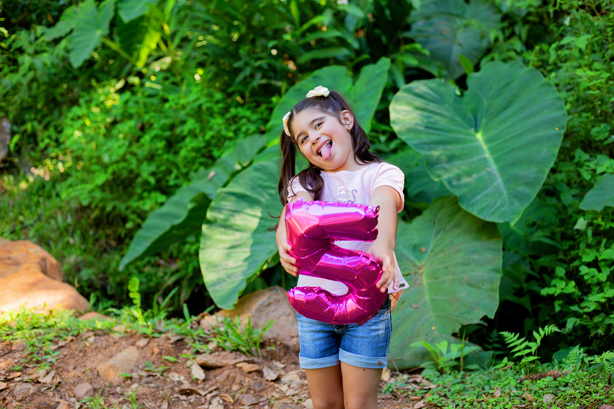 acompanhamento mensal de bebe caxias do sul figurino cenario tematico  personagem foto infantil serra gaucha fotografia familia mundo azul rosa ensaio fotografico crianca newborn baby menino menina smash the cake esmague o bolo banheira urso circo