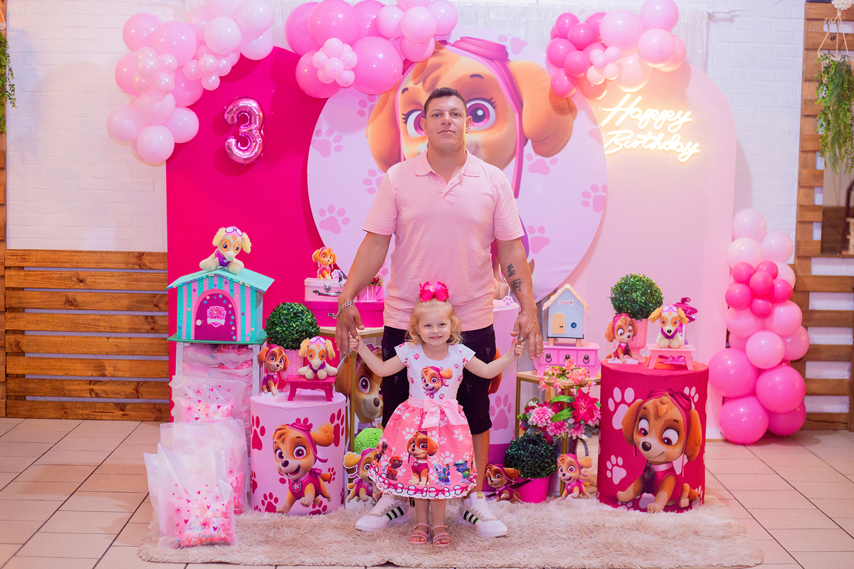 acompanhamento mensal de bebe caxias do sul figurino cenario tematico  personagem foto infantil serra gaucha fotografia familia mundo azul rosa ensaio fotografico crianca newborn baby menino menina smash the cake esmague o bolo banheira urso circo